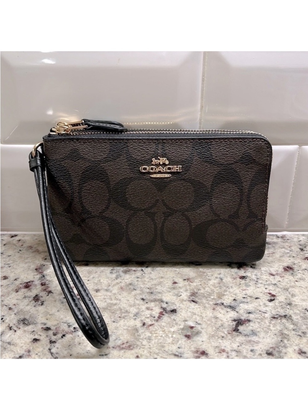 Authentic Coach Double Corner Zip Wristlet in Signature Canvas